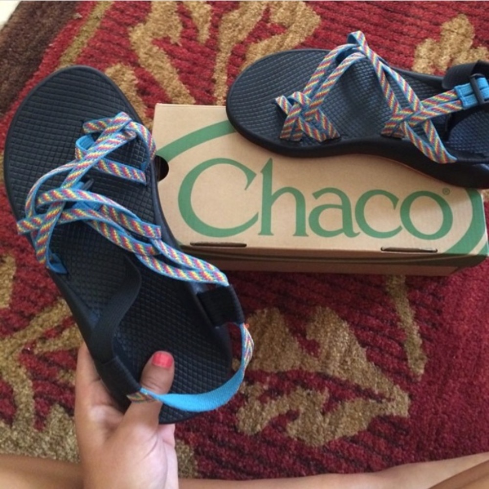 Women’s Rainbow chacos